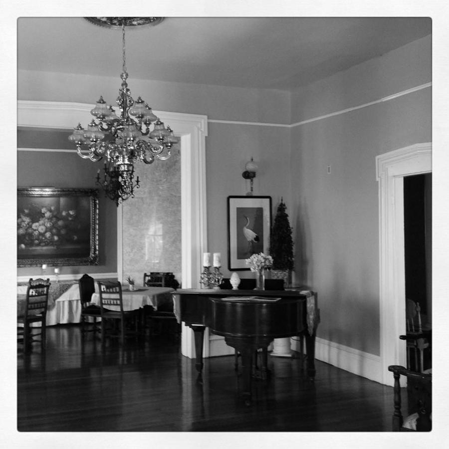 The Lasker Inn Галвестон Экстерьер фото